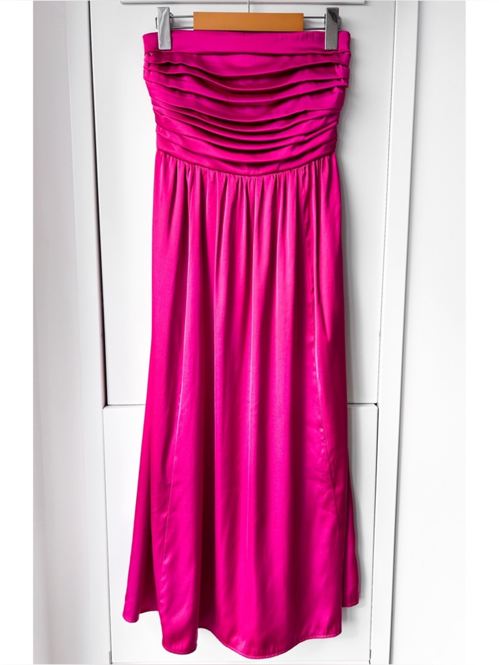 Abercrombie Emerson magenta pink satin strapless midi dress